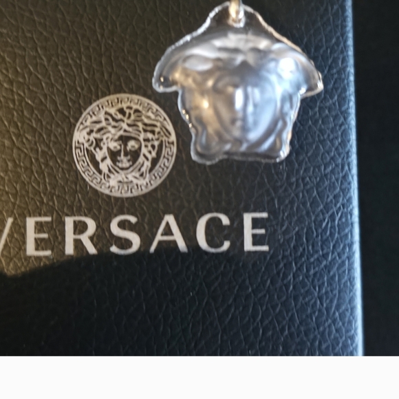Versace Medusa Glass Pendant W/sterling Silver Clasp - Picture 1 of 6